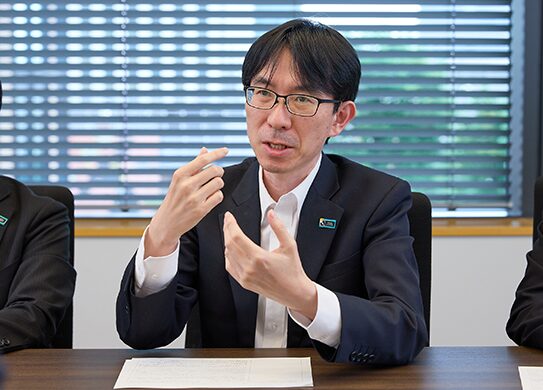 明治安田生命保険相互会社 総務部 部長 平出孝之様 画像
