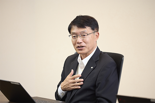 サッポロビール株式会社 人事総務部 総務グループリーダー 秋山卓也様 画像